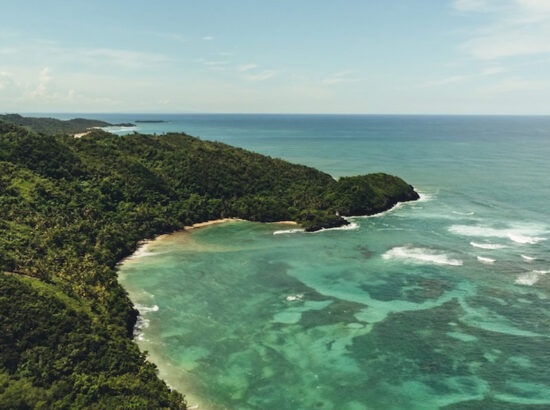 Fly-to-dominican-republic