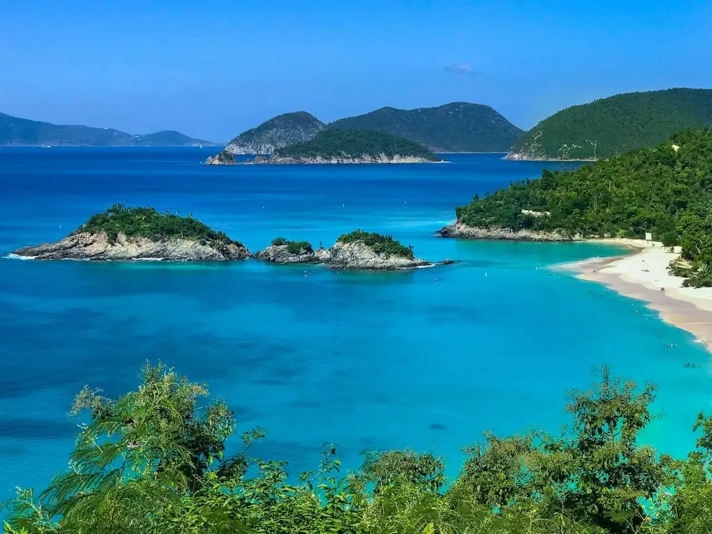 Tropical vacation locations